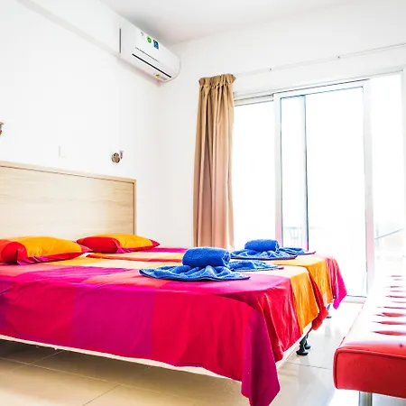 Efi Apts Aparthotel